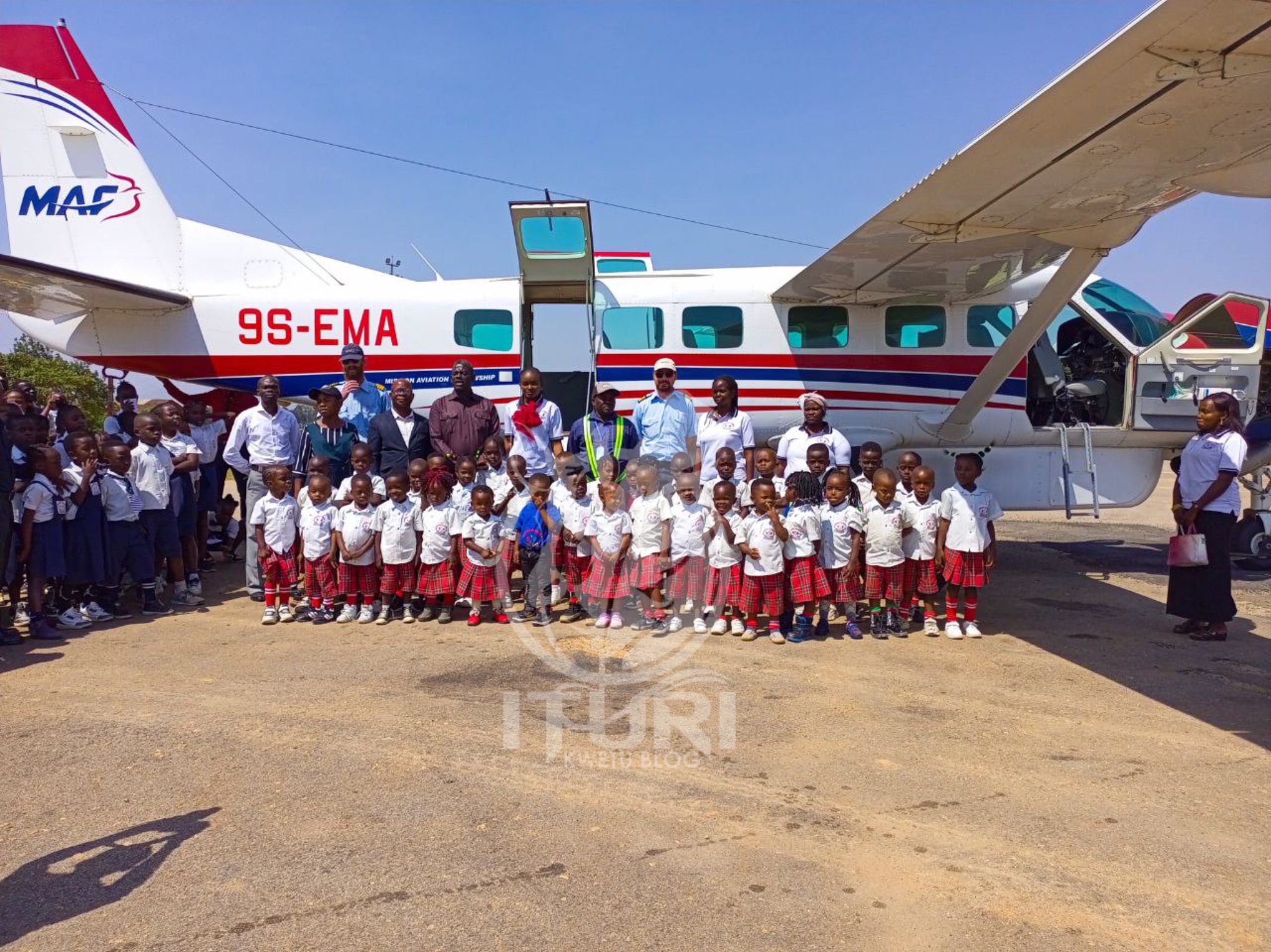 Bunia-Education: Rehema Académy procède à une visite guidée de ses élèves à l’aéroport Murongo de Bunia