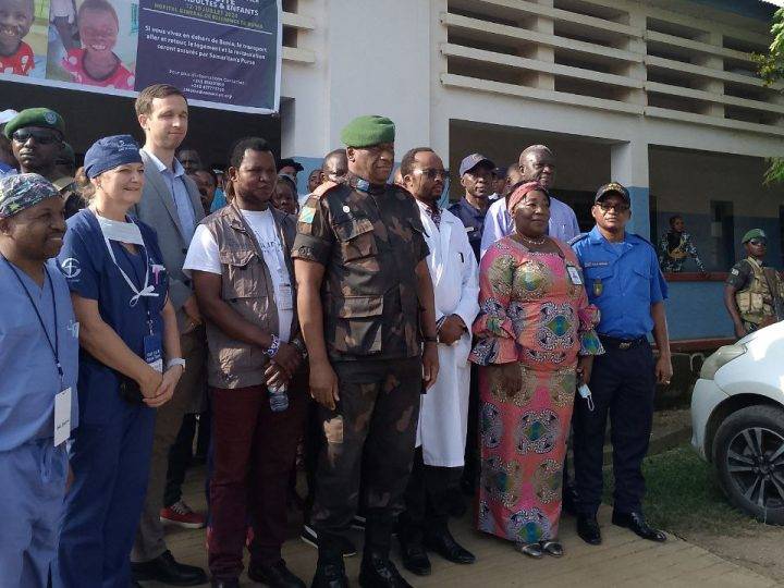 Bunia: Luboya salue l’œuvre charitable des médecins chirurgiens de Bec de lièvre à l’HGR